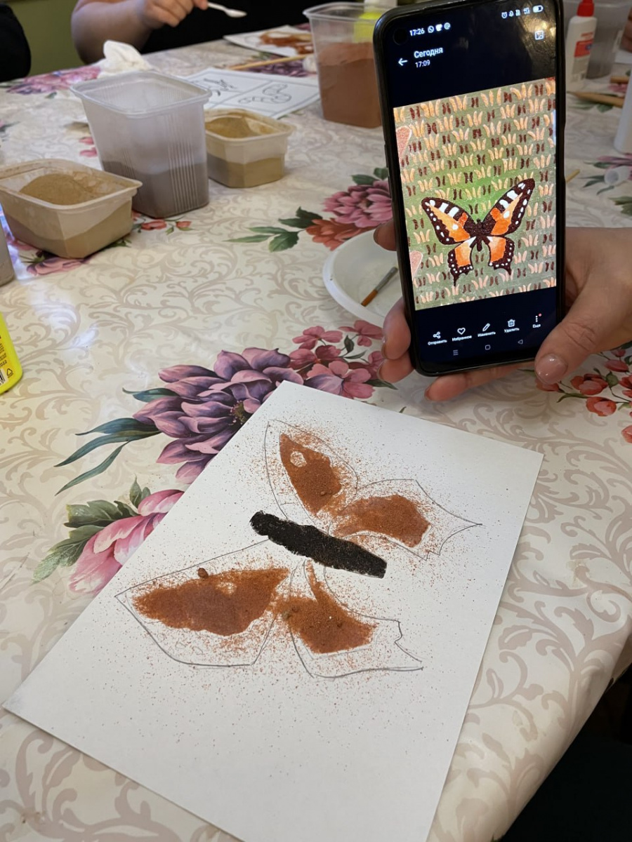 День России 2023. Мастер класс Рисуем почвой. ЦМП им. В.В. Докучаева